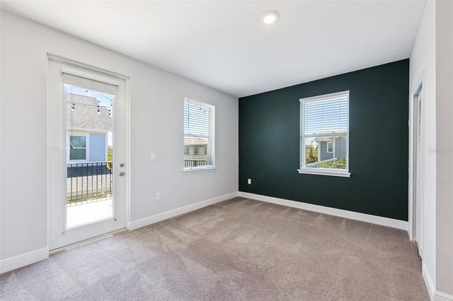 8466 FERINGA ALLEY, Orlando, FL 32827
