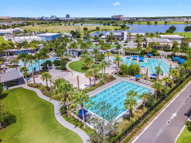 8466 FERINGA ALLEY, Orlando, FL 32827