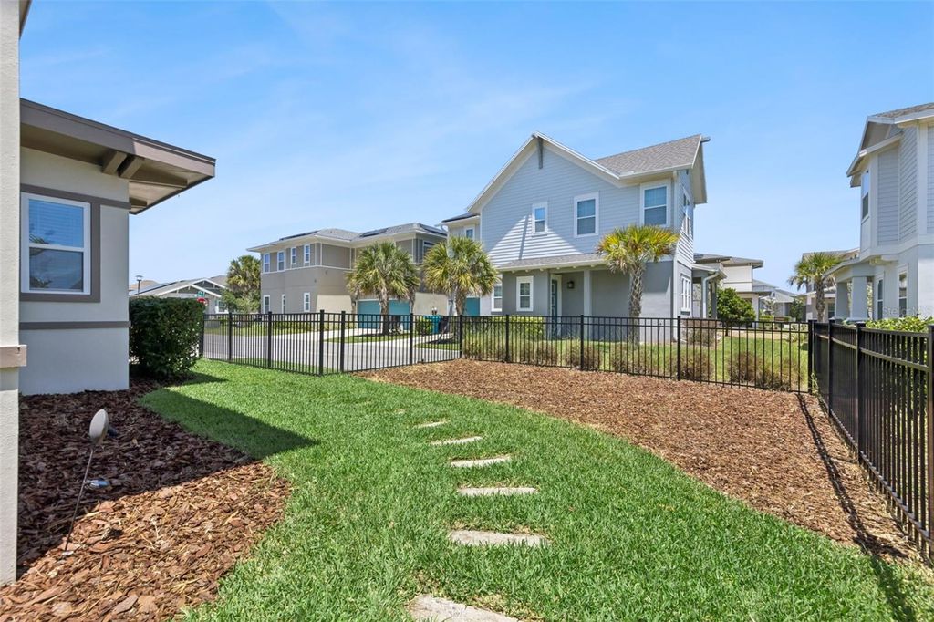 Image 2 of property listing at 8466 FERINGA ALLEY, Orlando, FL 32827