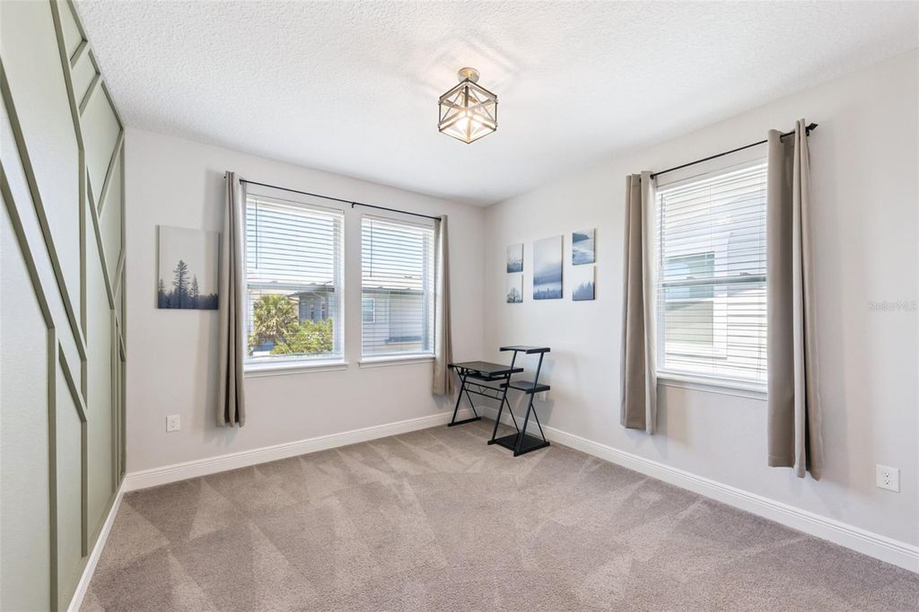Image 12 of property listing at 8466 FERINGA ALLEY, Orlando, FL 32827