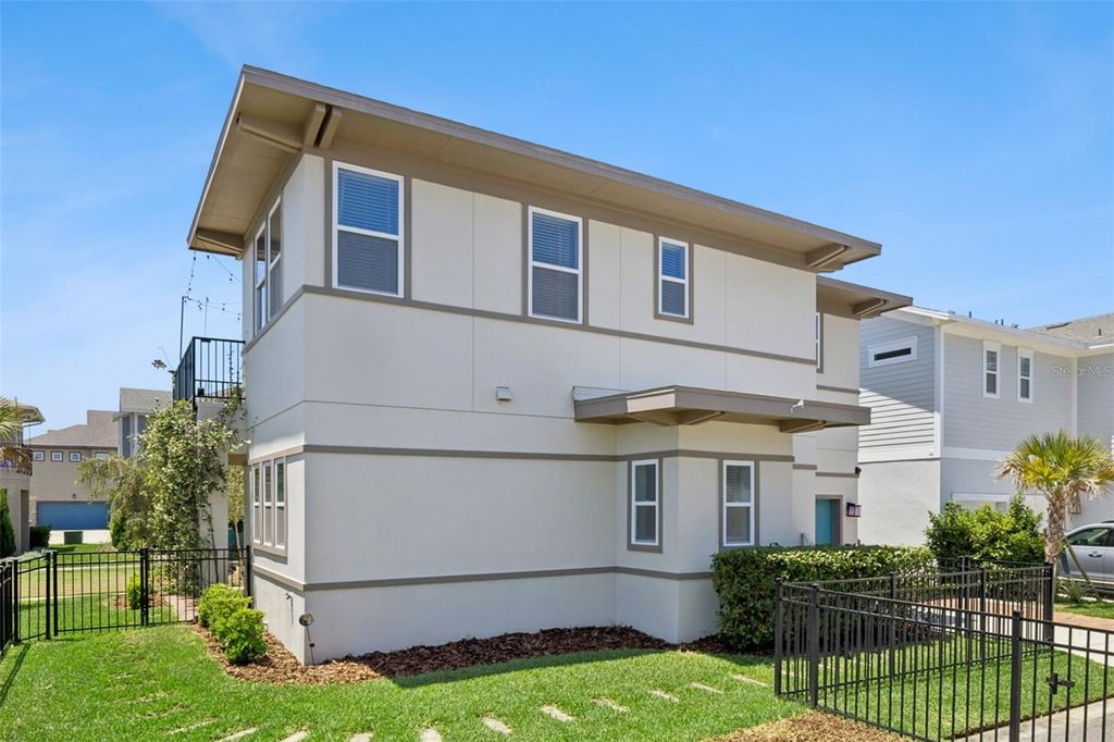 Image 19 of property listing at 8466 FERINGA ALLEY, Orlando, FL 32827