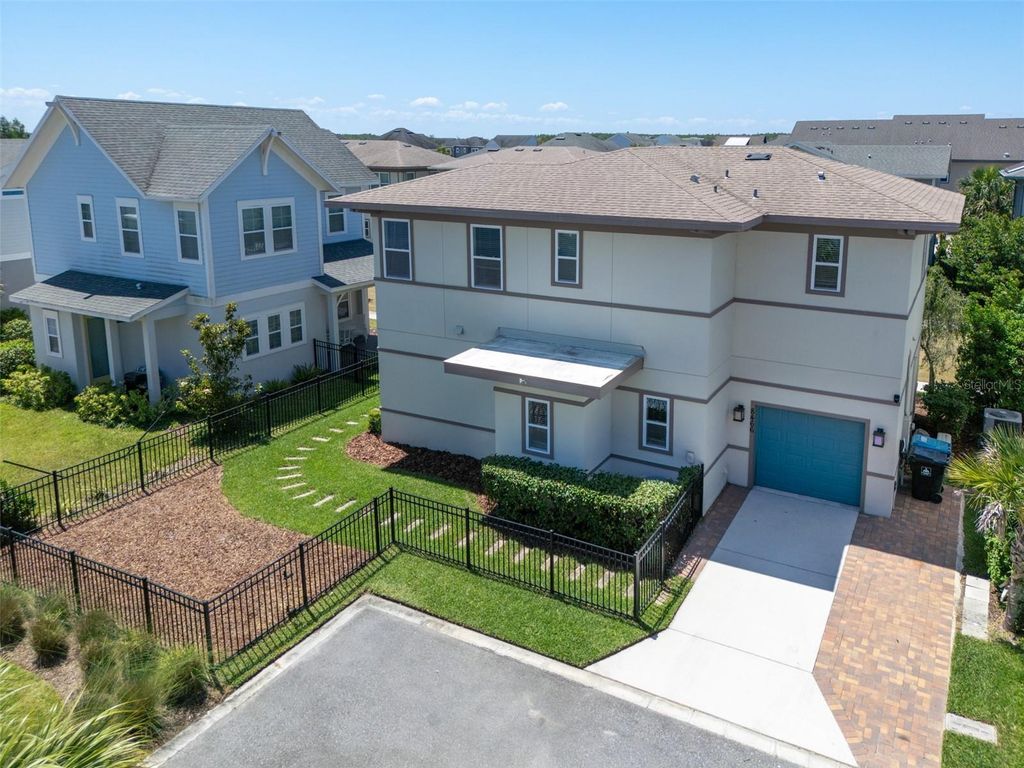 Image 20 of property listing at 8466 FERINGA ALLEY, Orlando, FL 32827