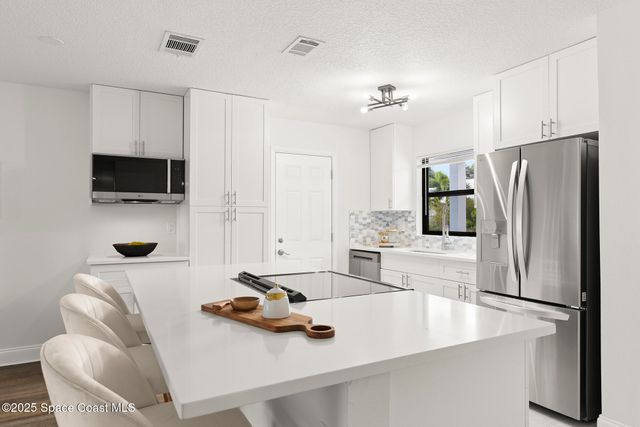 741 Alaska Avenue NE, Palm Bay, FL 32907