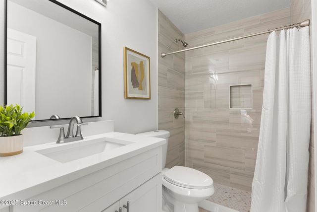 741 Alaska Avenue NE, Palm Bay, FL 32907