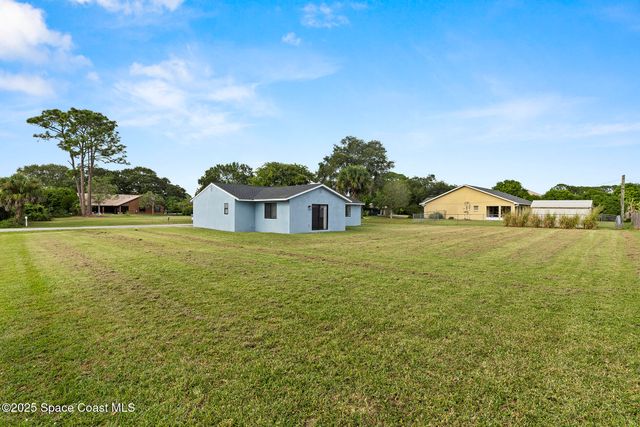 741 Alaska Avenue NE, Palm Bay, FL 32907