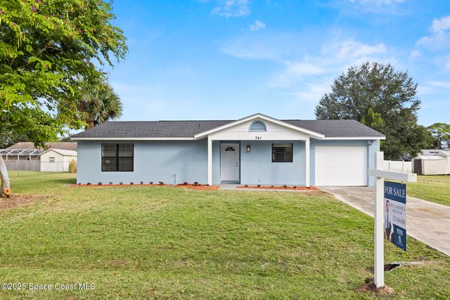 741 Alaska Avenue NE, Palm Bay, FL 32907