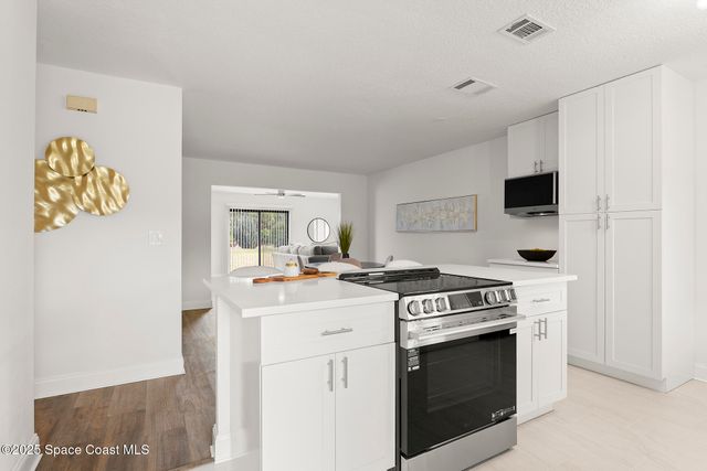 741 Alaska Avenue NE, Palm Bay, FL 32907