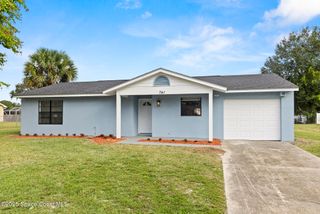 741 Alaska Avenue NE, Palm Bay, FL 32907