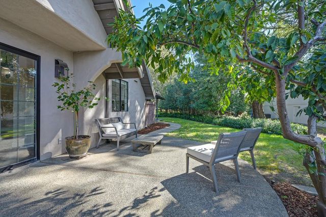 14960 Lago Dr, Rancho Murieta, CA 95683