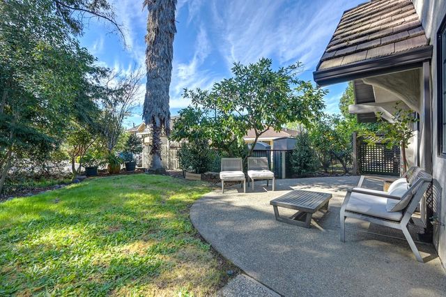 14960 Lago Dr, Rancho Murieta, CA 95683