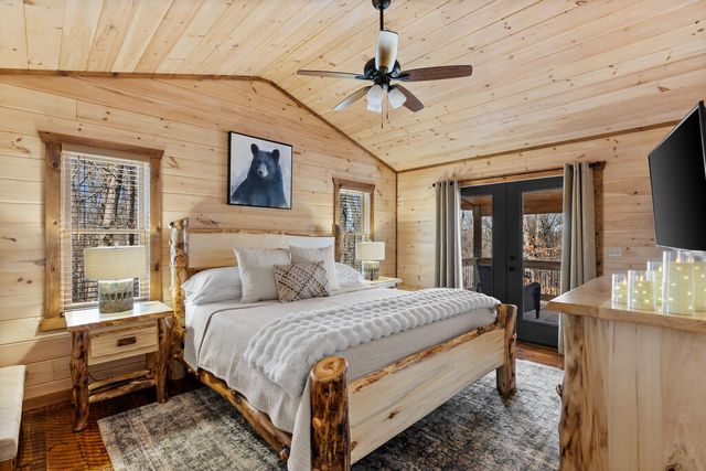 92 Windy Valley Lane, Blue Ridge, GA 30513