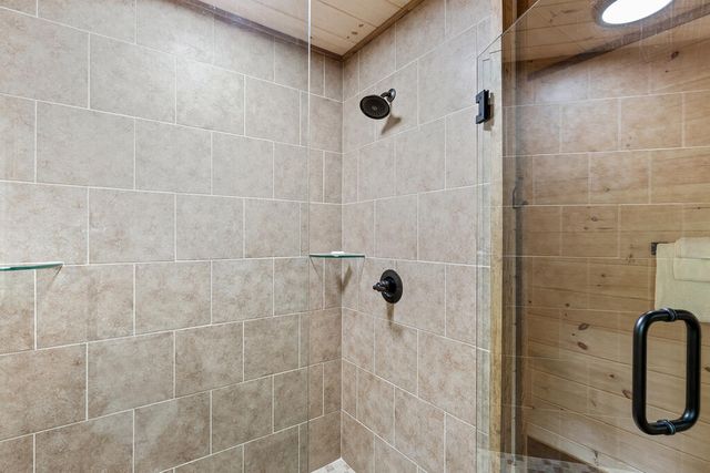 92 Windy Valley Lane, Blue Ridge, GA 30513