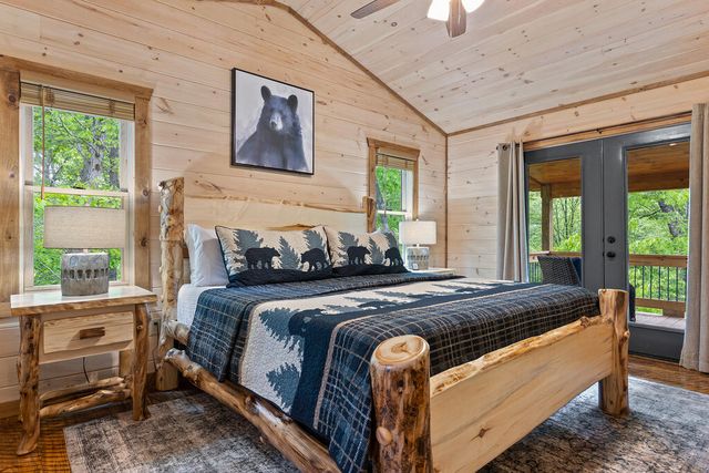 92 Windy Valley Lane, Blue Ridge, GA 30513