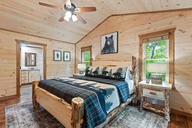 92 Windy Valley Lane, Blue Ridge, GA 30513