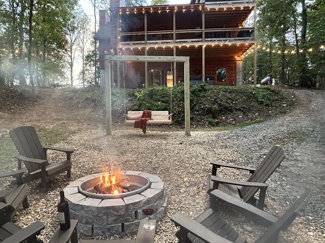 92 Windy Valley Lane, Blue Ridge, GA 30513