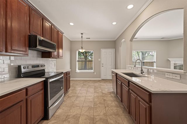 8034 Fountain Street, Houston, TX 77051