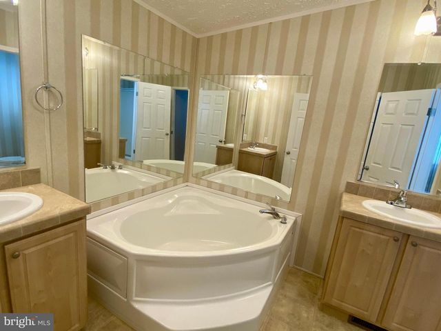 7877 DUBLIN RD, Salisbury, MD 21801