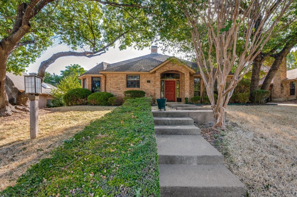 5212 Whispering Oaks Drive, Dallas, TX 75236 — photo 2