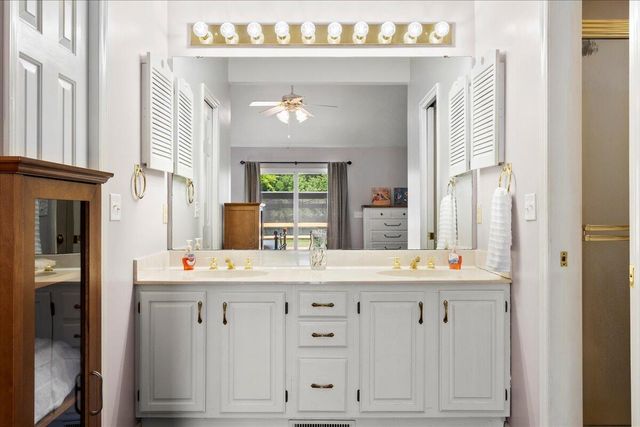 1174 Gin Pond Drive, Summerton, SC 29148