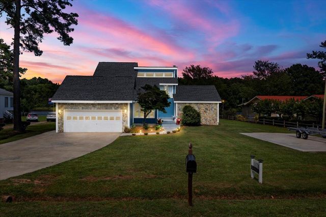 1174 Gin Pond Drive, Summerton, SC 29148