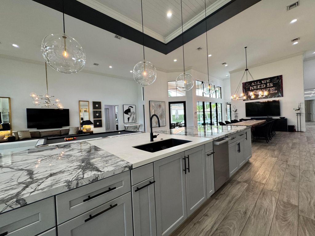 2555 NW 59th Street, Boca Raton, FL 33496