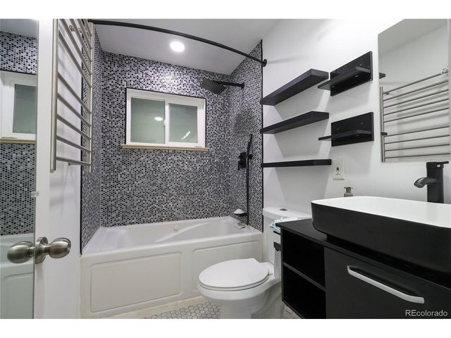 5740 S Fox St, Littleton, CO 80120