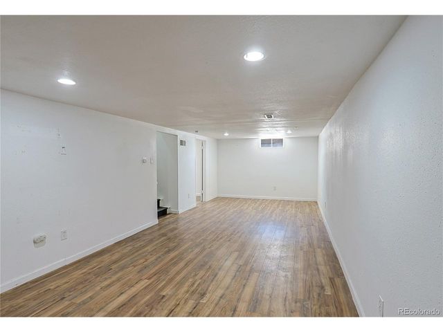 5740 S Fox St, Littleton, CO 80120