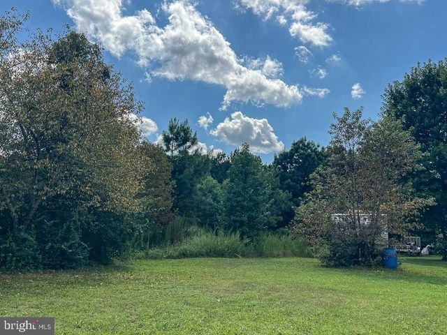 LOT CEMETERY ROAD, Ellendale, DE 19941