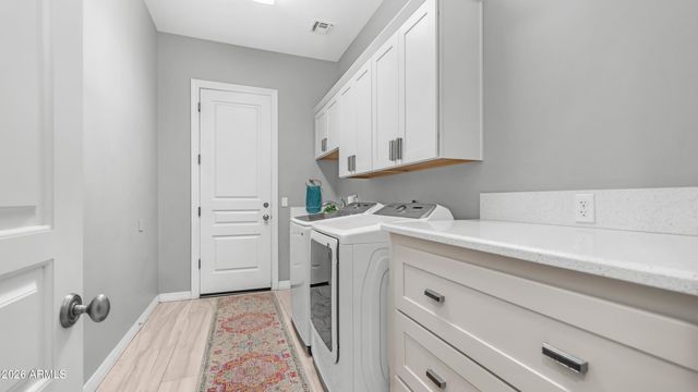 8651 E HALIFAX Street, Mesa, AZ 85207