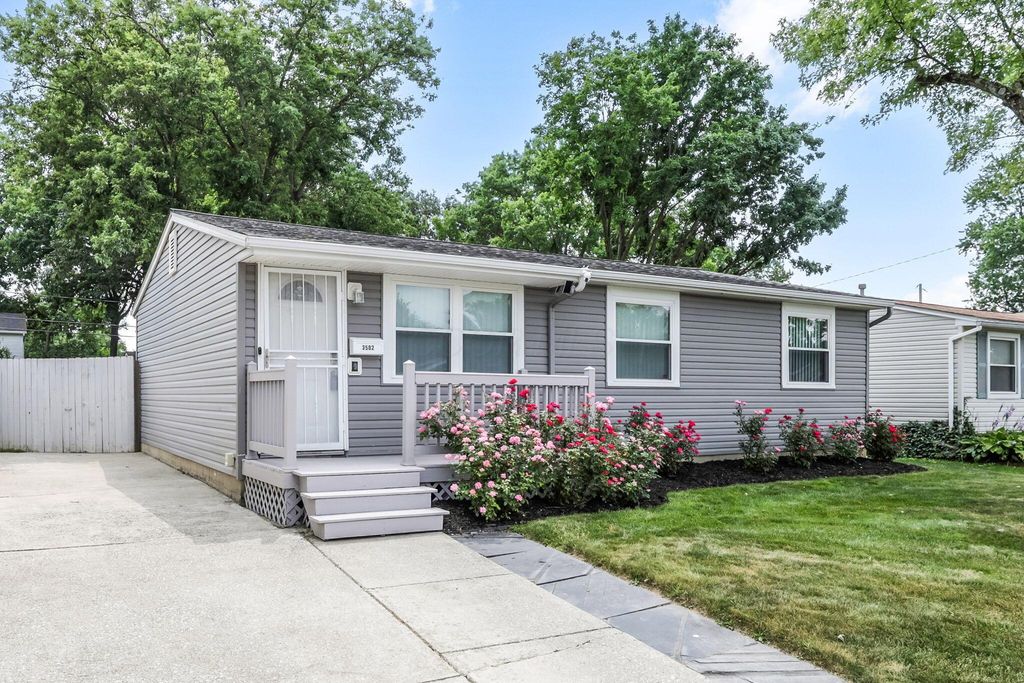 3502 Devin Road, Grove City, OH 43123
