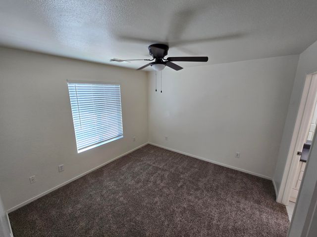 816 W Loyola Avenue, Visalia, CA 93277