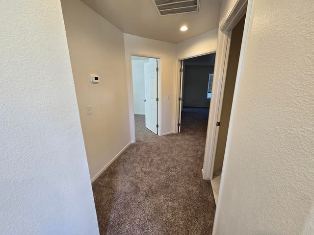 816 W Loyola Avenue, Visalia, CA 93277