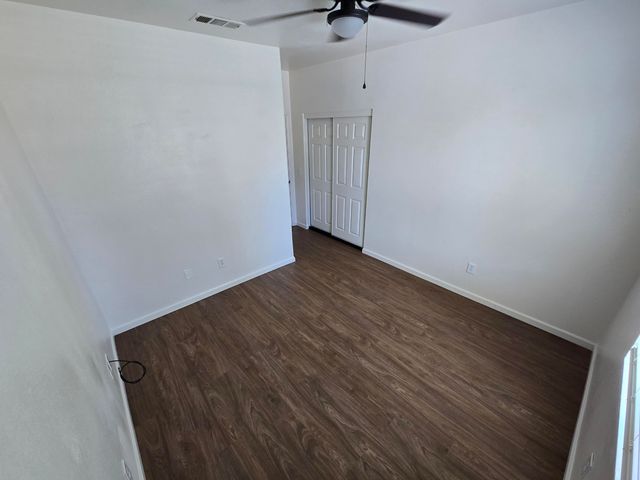 816 W Loyola Avenue, Visalia, CA 93277