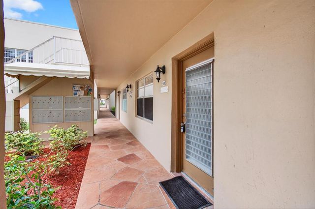 826 Normandy R, Delray Beach, FL 33484