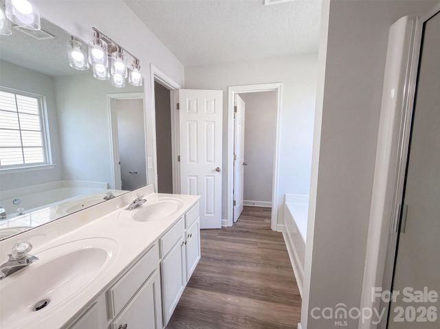 3978 Shasta Circle, Clover, SC 29710