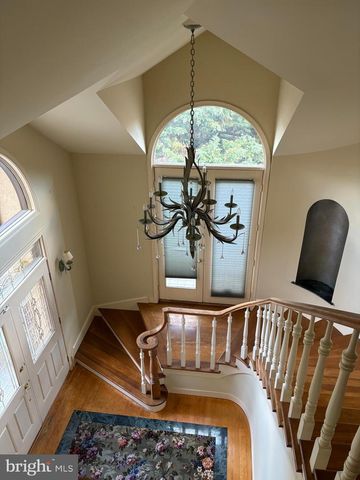 101 ROBERT RD, Wyomissing, PA 19610