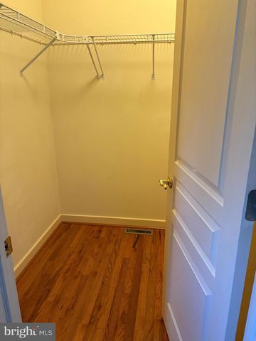 101 ROBERT RD, Wyomissing, PA 19610