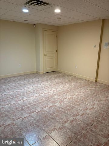 101 ROBERT RD, Wyomissing, PA 19610