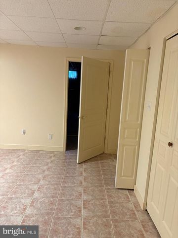 101 ROBERT RD, Wyomissing, PA 19610