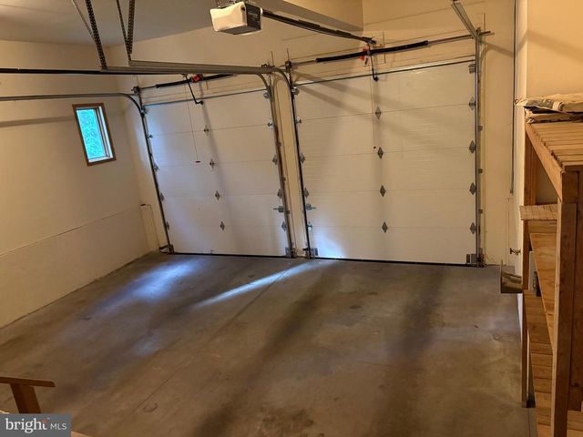 101 ROBERT RD, Wyomissing, PA 19610