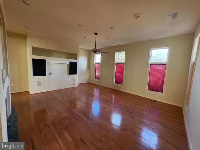 101 ROBERT RD, Wyomissing, PA 19610