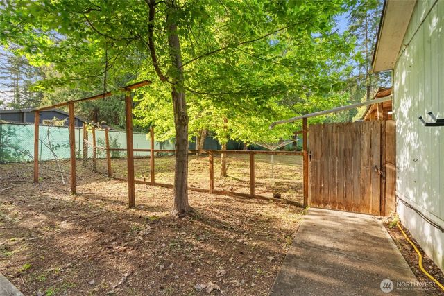 5501 E Agate Road, Shelton, WA 98584