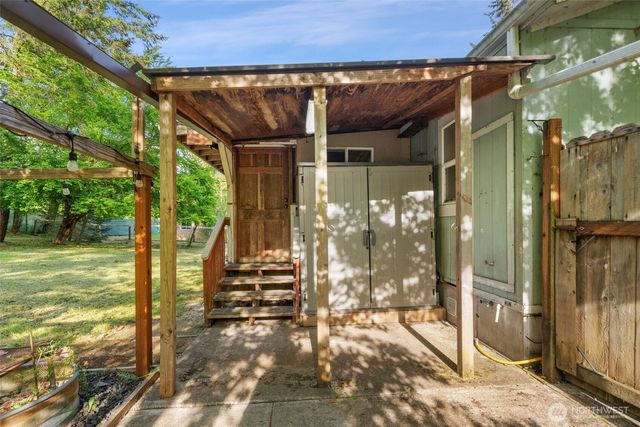 5501 E Agate Road, Shelton, WA 98584
