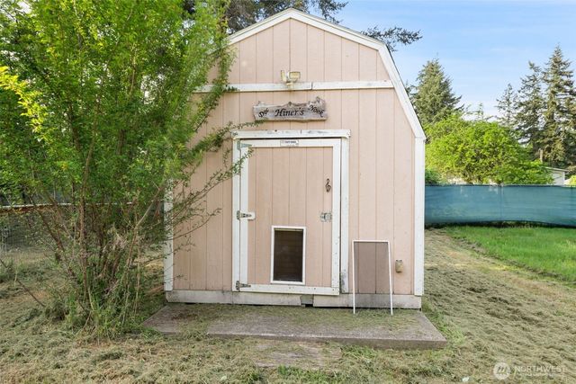 5501 E Agate Road, Shelton, WA 98584