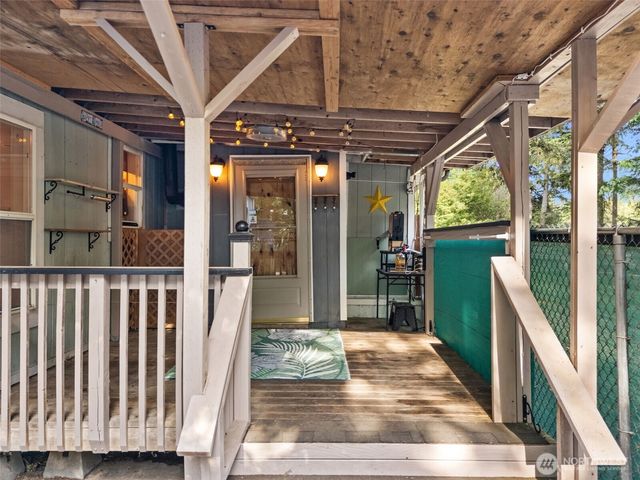 5501 E Agate Road, Shelton, WA 98584