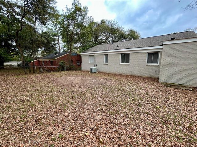 460 Seabreeze E Road, Mobile, AL 36609