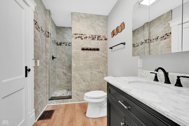 239 Avon Avenue, Plainfield, IN 46168