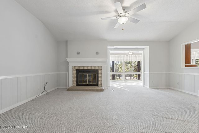 122 Cambridge Lane, West End, NC 27376