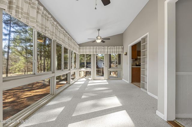 122 Cambridge Lane, West End, NC 27376