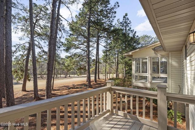 122 Cambridge Lane, West End, NC 27376
